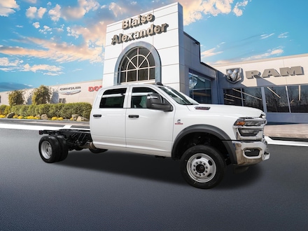 2026 Ram 4500 Chassis Cab TRADESMAN  CREW  4X4 60' CA Pickup