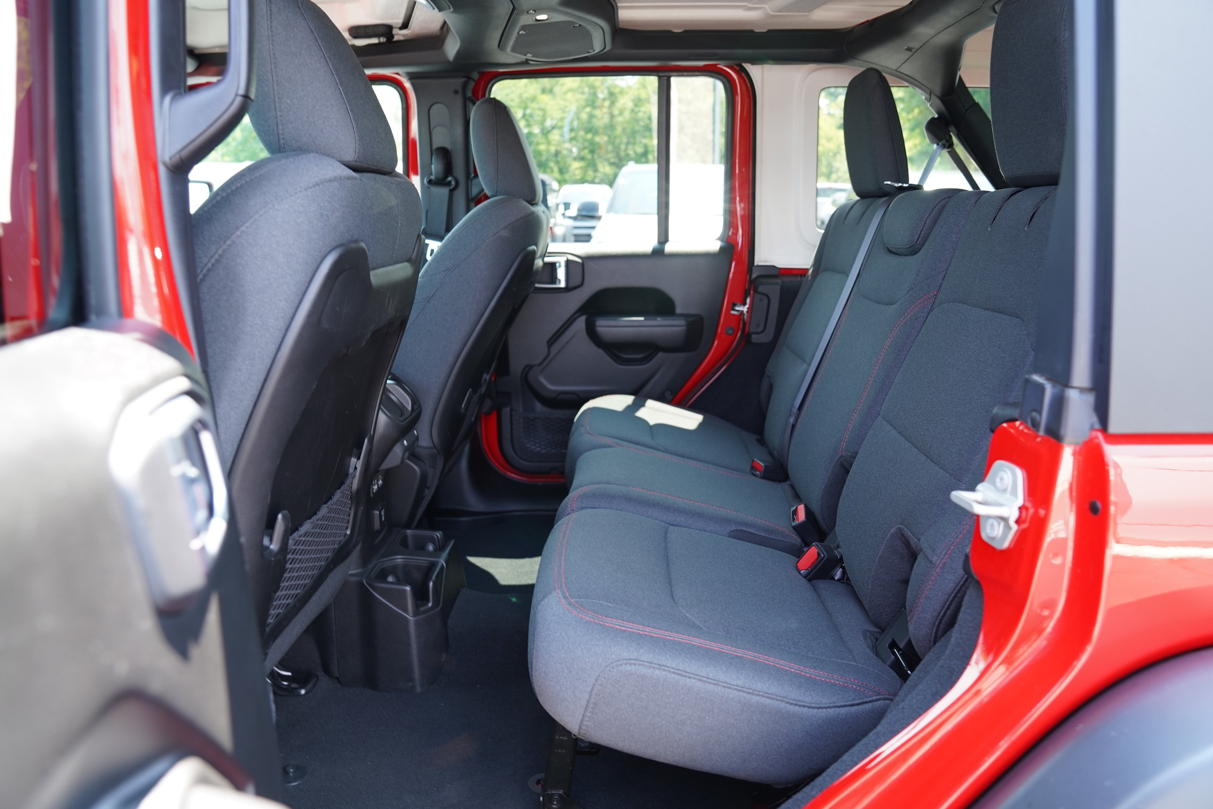 2024 Jeep Wrangler 4-Door Rubicon - Photo 5