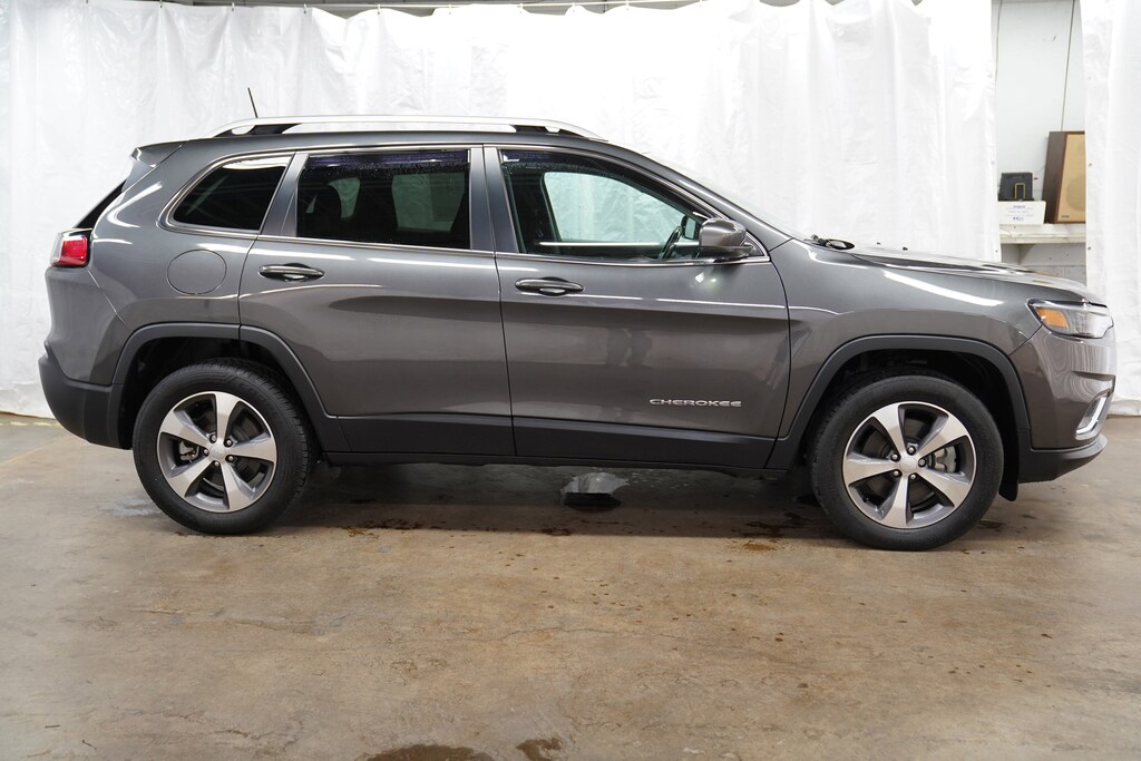 Used 2020 Jeep Cherokee Limited SUV