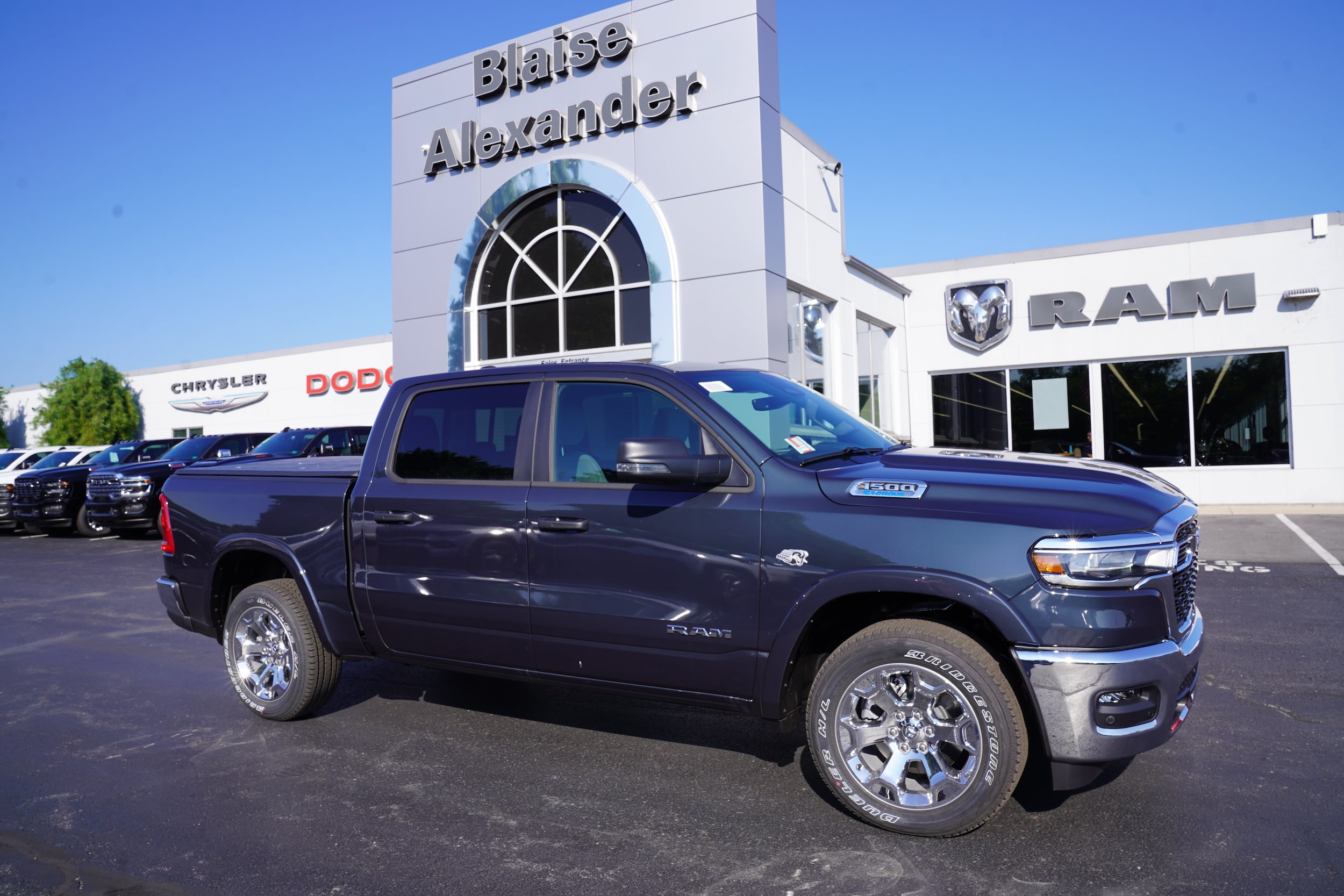 2027 RAM 1500 Pickup Big Horn/Lone Star
