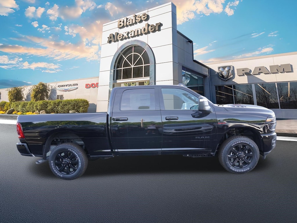 New 2026 Ram 2500 LARAMIE CREW CAB 4X4 6'4 BOX Pickup