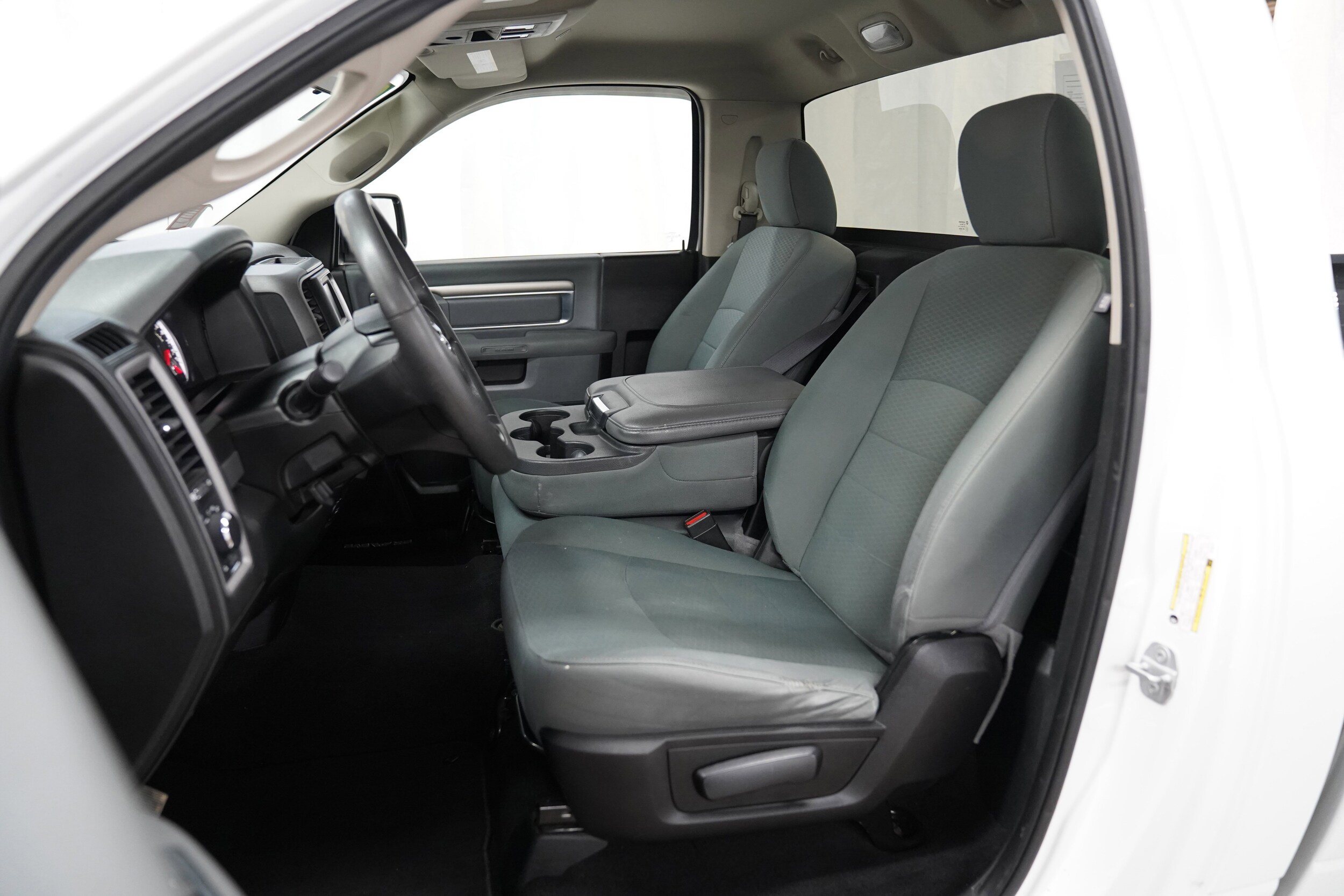 2018 Ram 1500 Tradesman photo 4