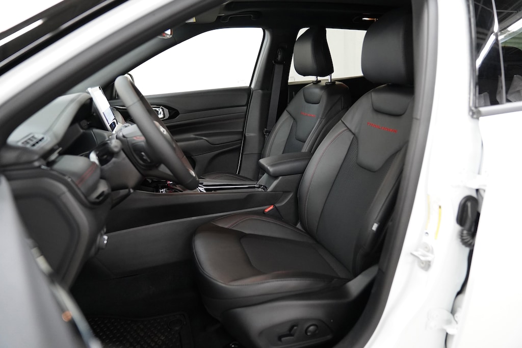 New 2026 Jeep Compass TRAILHAWK 4X4 Sport Utility