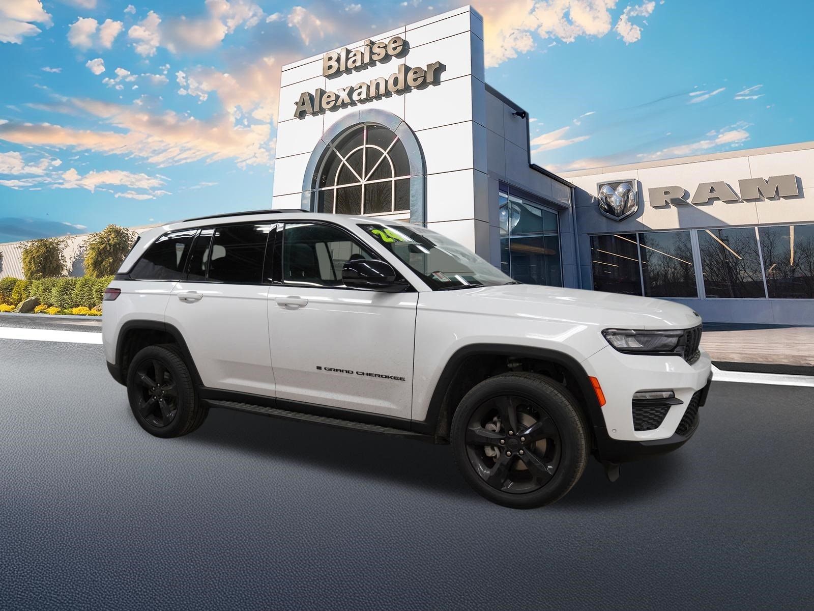 2024 Jeep Grand Cherokee Limited's photo