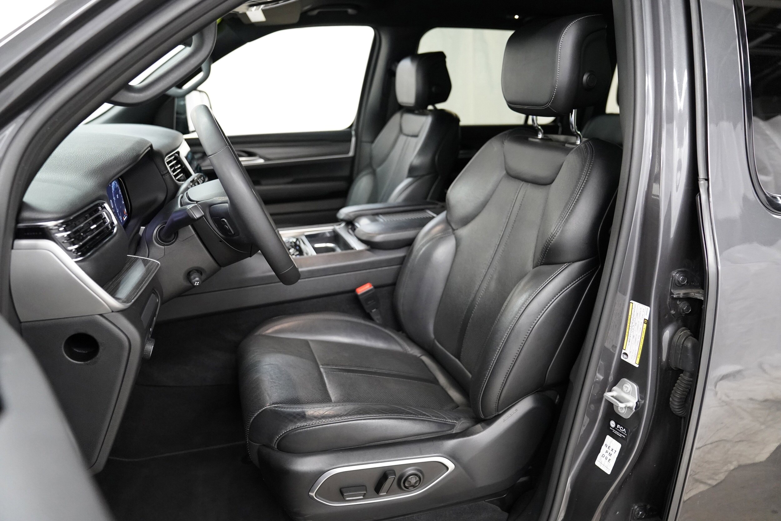 2023 Jeep Wagoneer Series III photo 4