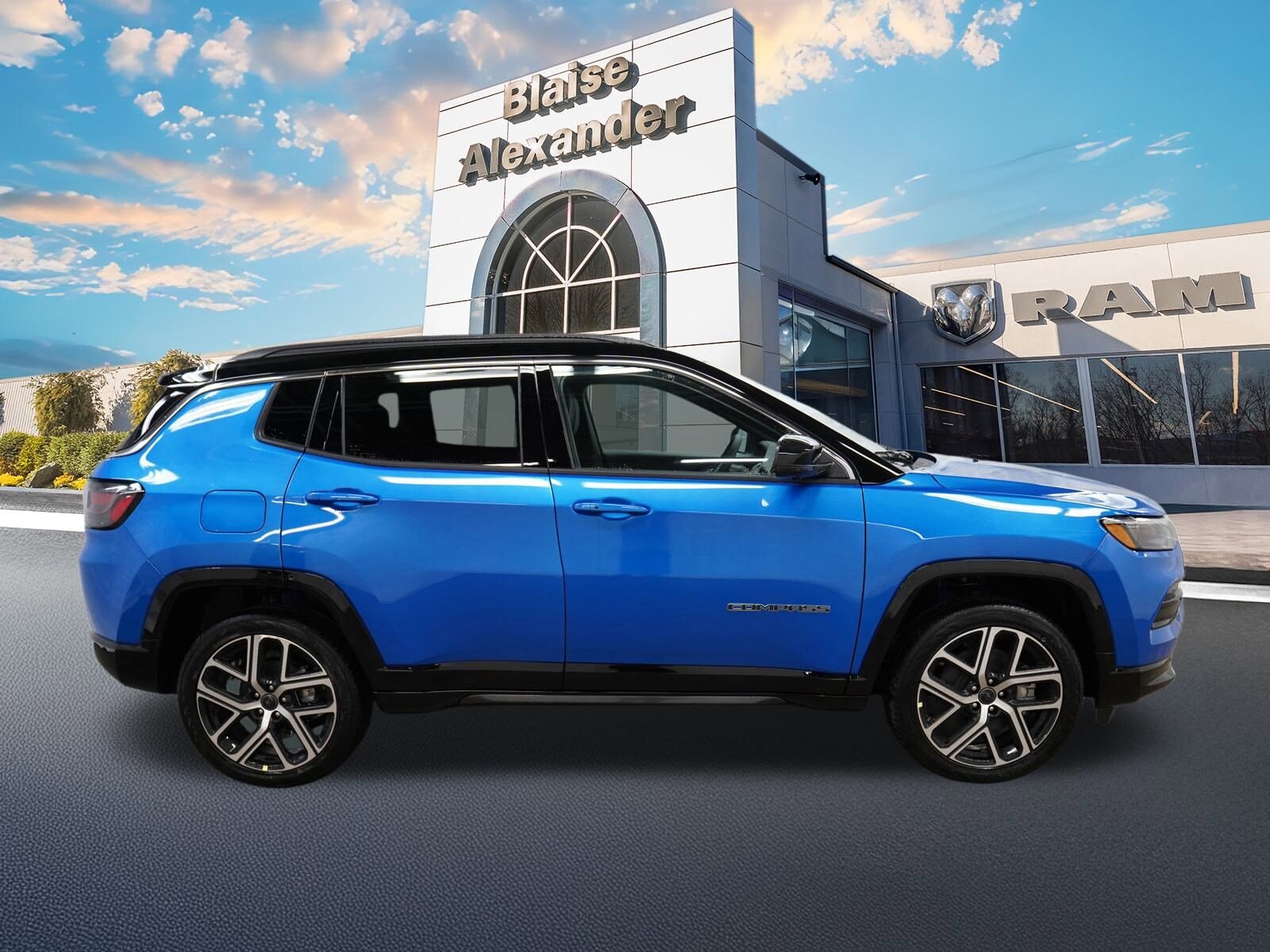 2025 Jeep Compass Limited photo 2