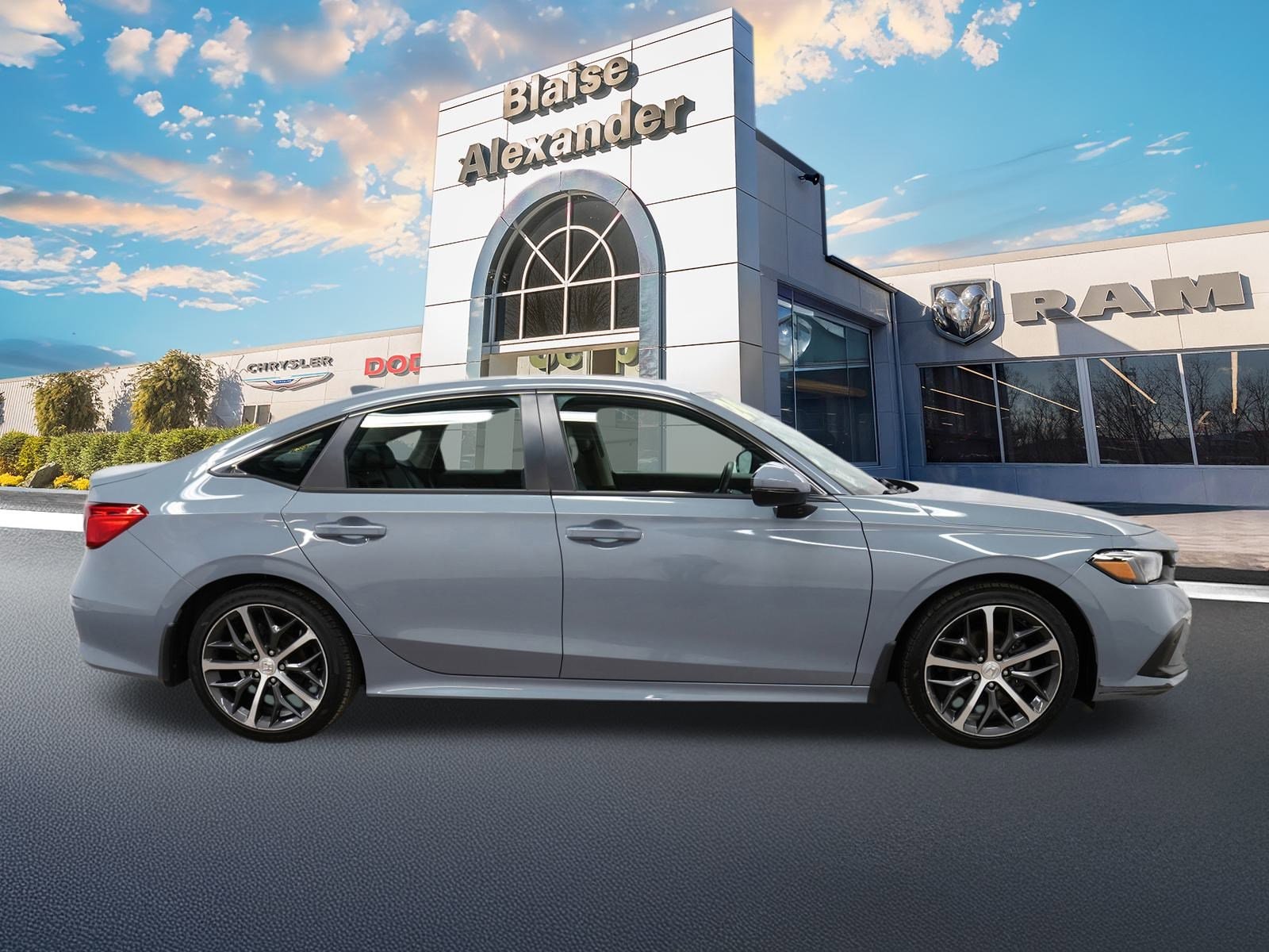 Used 2024 Honda Civic Touring with VIN 2HGFE1F98RH301102 for sale in Lewisburg, PA