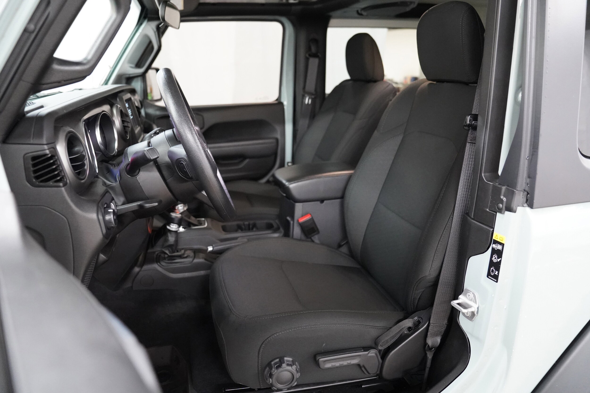 2023 Jeep Wrangler Willys Sport Two-Door photo 4