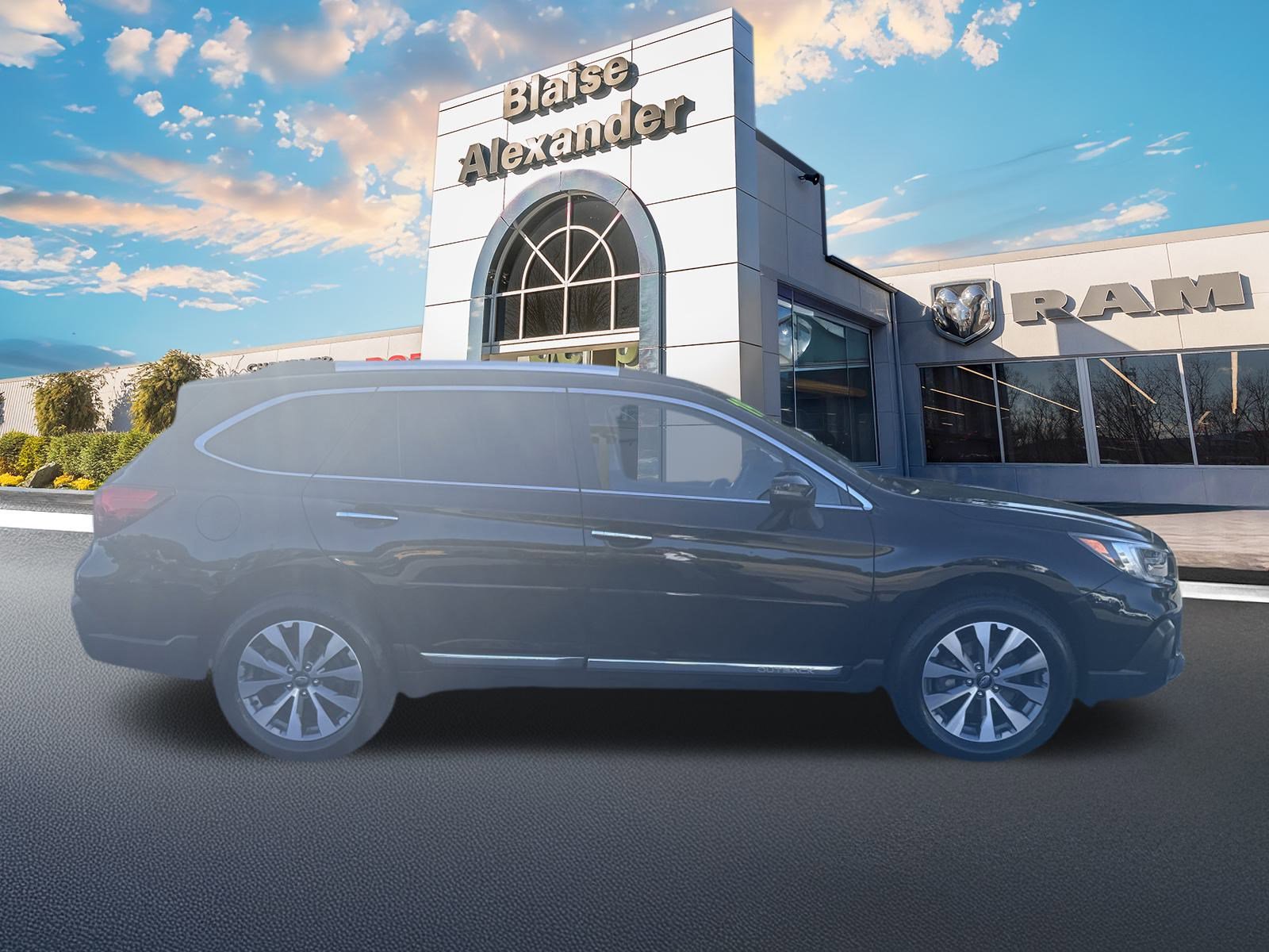2019 Subaru Outback Touring photo 2