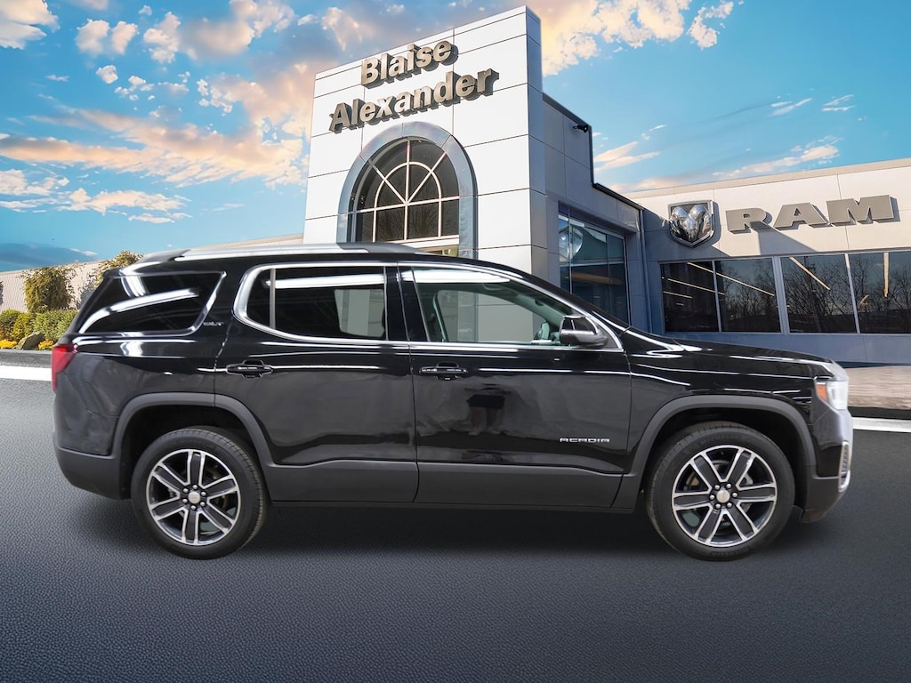 Used 2023 GMC Acadia SLT SUV