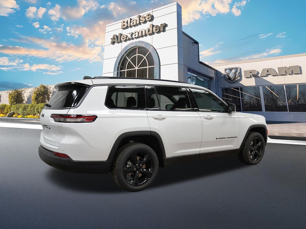 New 2026 Jeep Grand Cherokee L LIMITED 4X4 Sport Utility