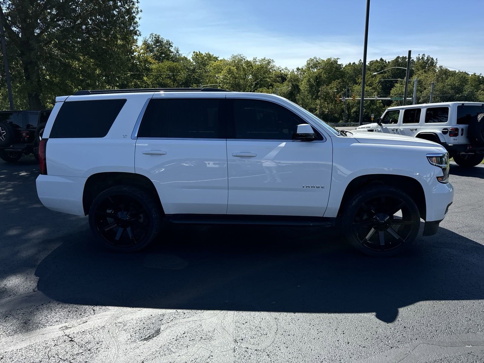 Used 2019 Chevrolet Tahoe LT with VIN 1GNSKBKC6KR308592 for sale in Lewisburg, PA