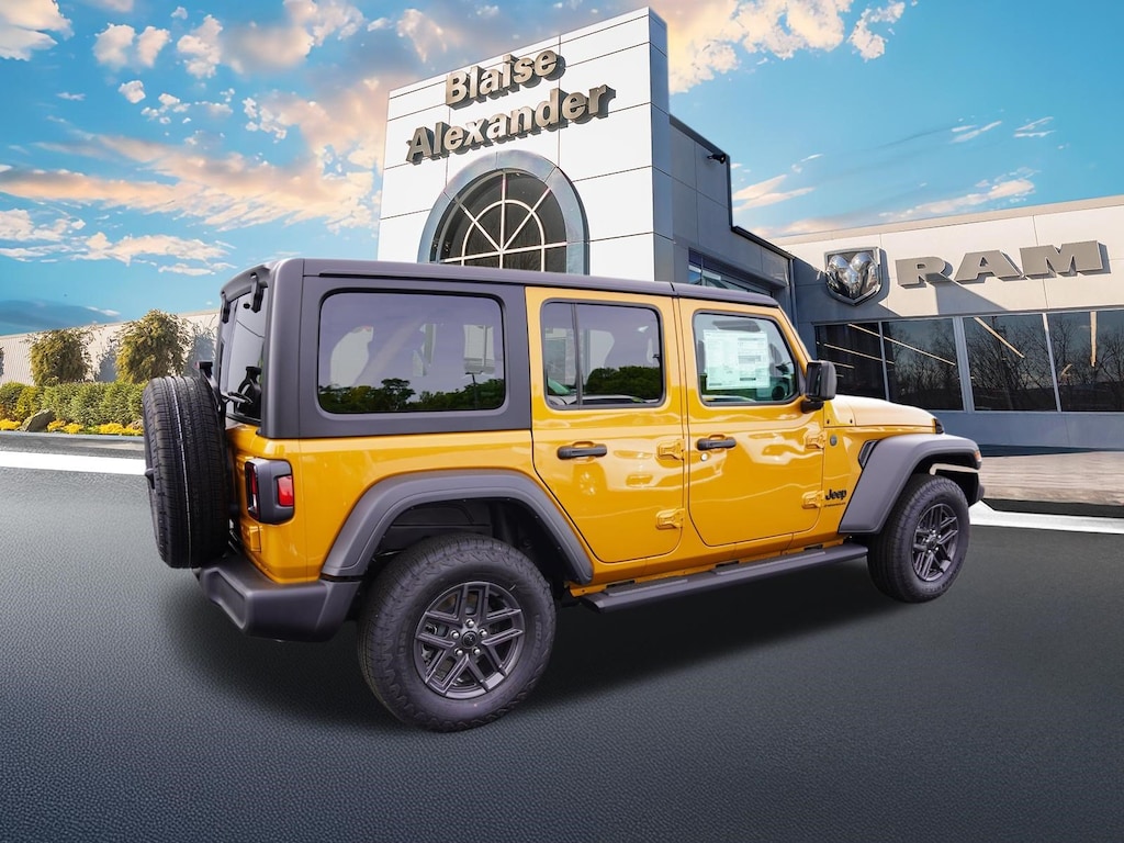 New 2026 Jeep Wrangler 4-DOOR SPORT S Sport Utility