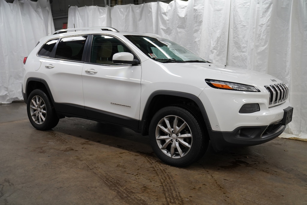 Used 2018 Jeep Cherokee Limited SUV