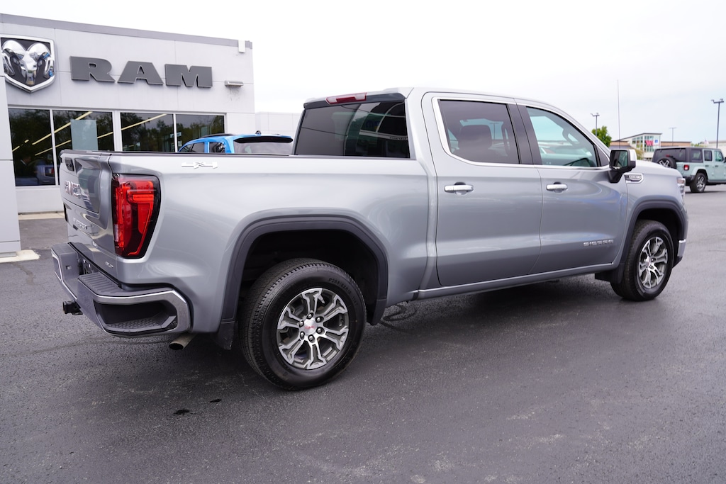 Used 2025 GMC Sierra 1500 SLT Truck Crew Cab