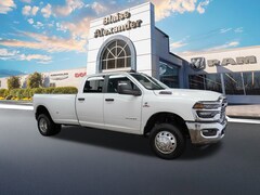 2025 Ram 3500 BIG HORN CREW CAB 4X4 8' BOX Pickup