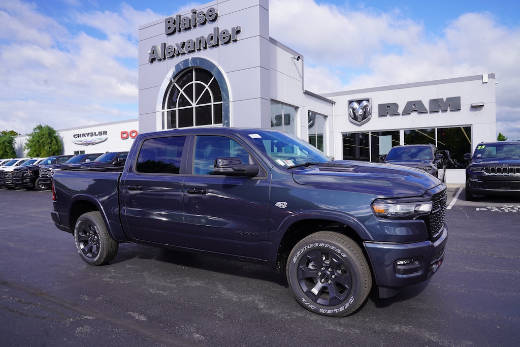 New 2026 Ram 1500 Big Horn Crew Cab 4x4 5'7 Box Pickup