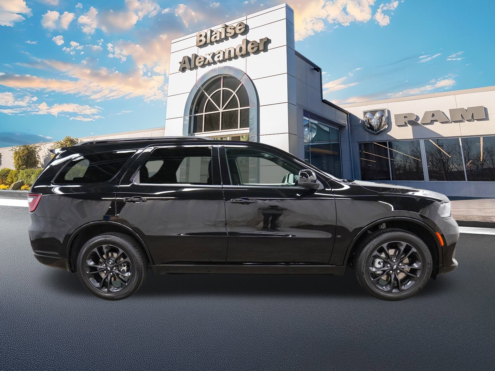 2026 Dodge Durango GT photo 2