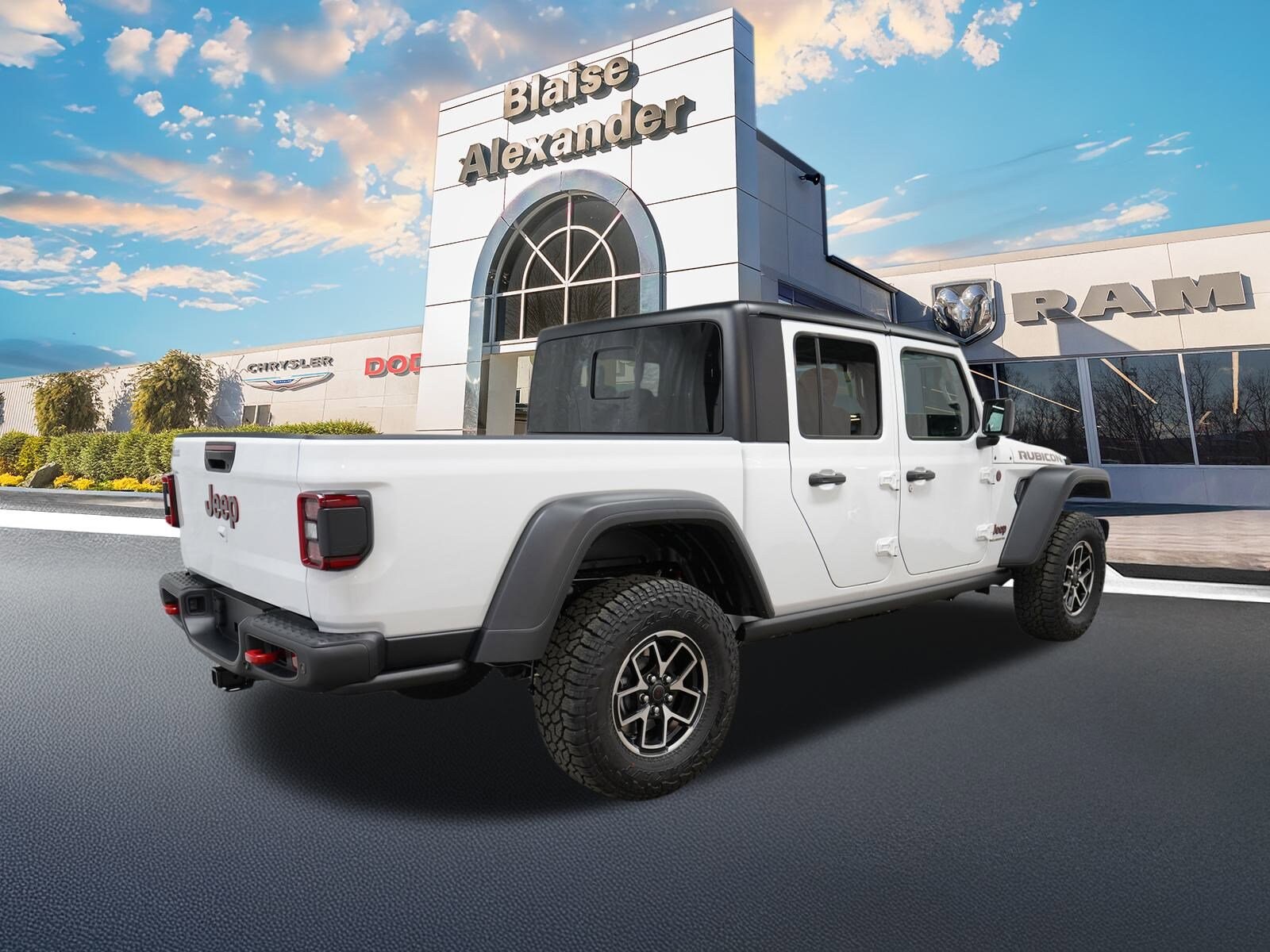 2025 Jeep Gladiator Rubicon photo 3