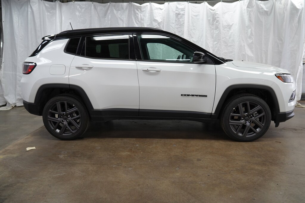 Used 2026 Jeep Compass Limited Altitude SUV