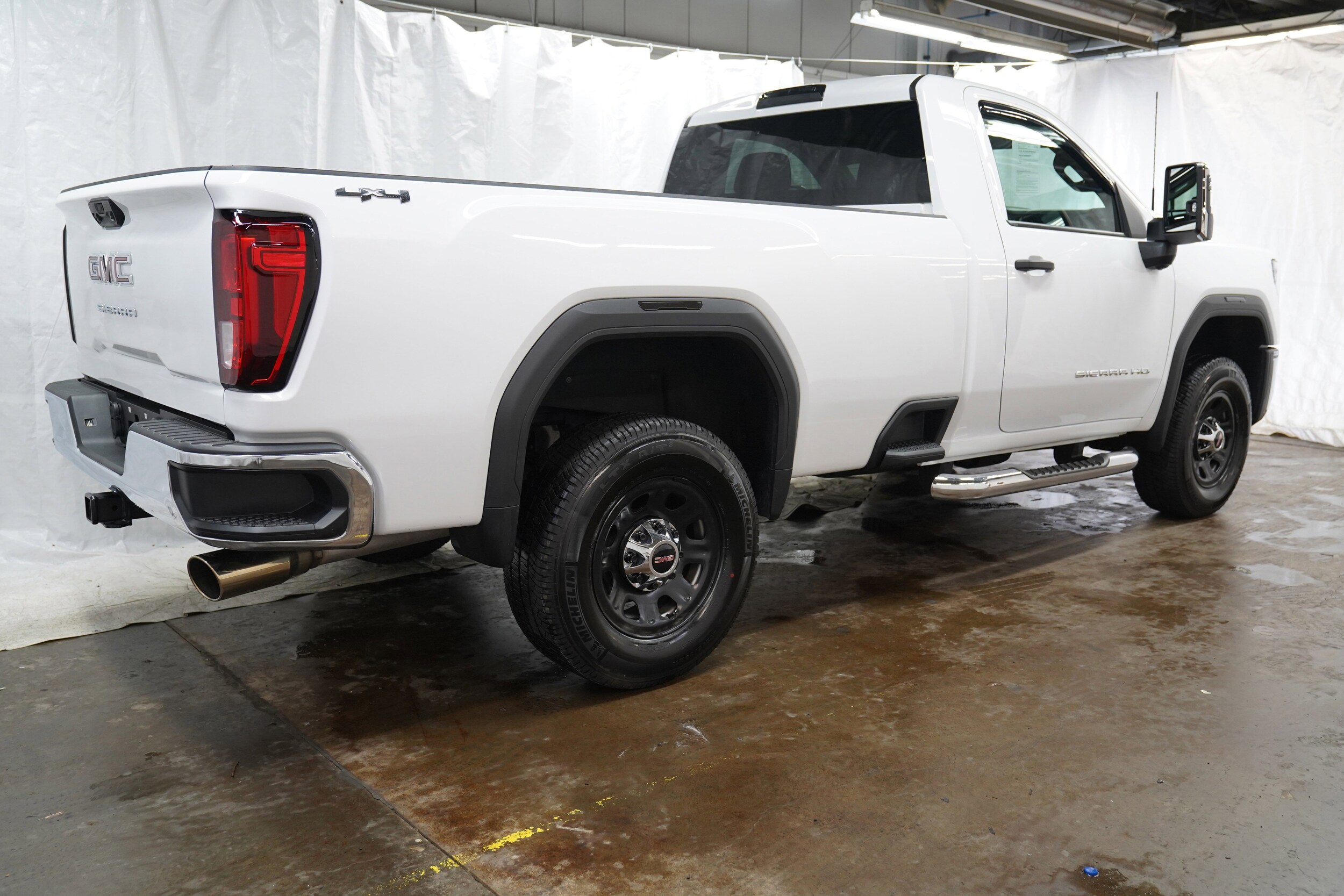 2025 Gmc Sierra 2500 HD Pro photo 3