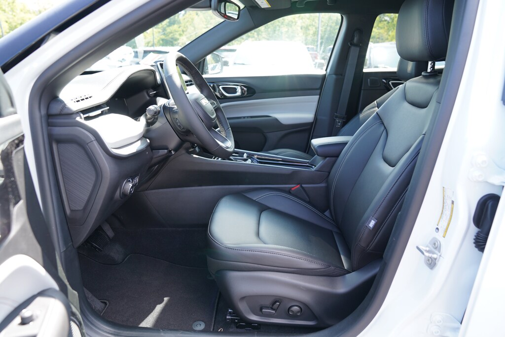 New 2026 Jeep Compass LIMITED 4X4 Sport Utility
