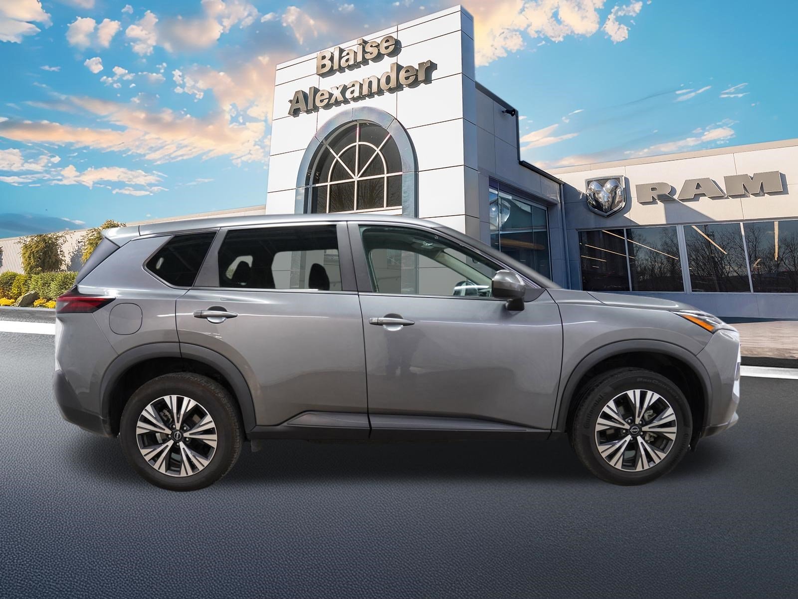 Used 2023 Nissan Rogue SV with VIN 5N1BT3BAXPC794842 for sale in Lewisburg, PA