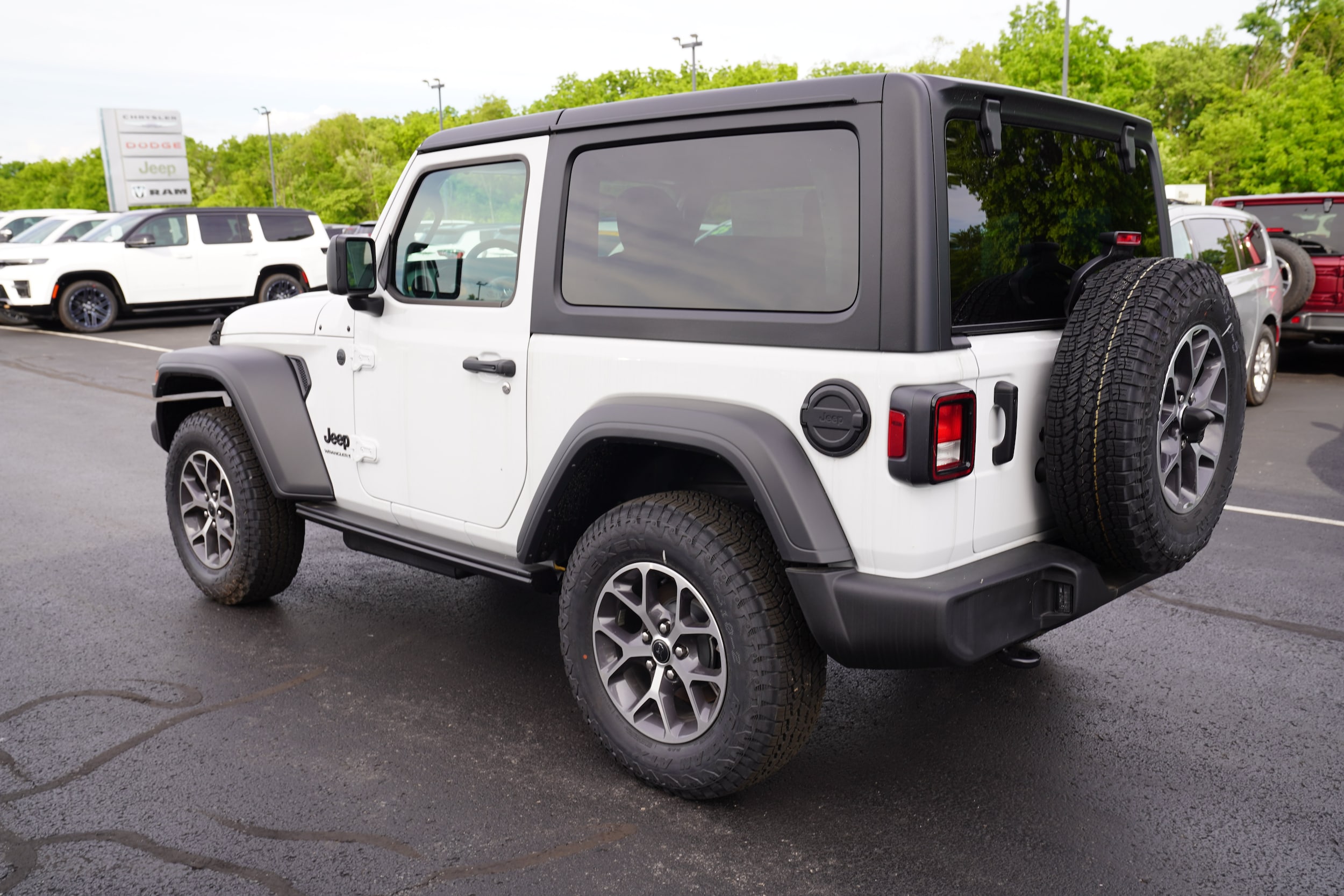 2026 Jeep Wrangler 2-Door Sport S - Photo 9