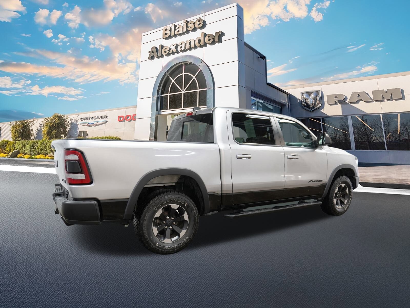 2020 Ram 1500 Rebel photo 3