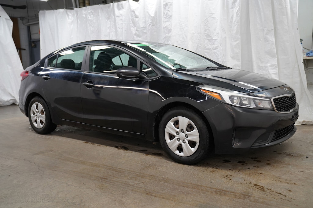 Used 2017 Kia Forte LX Sedan