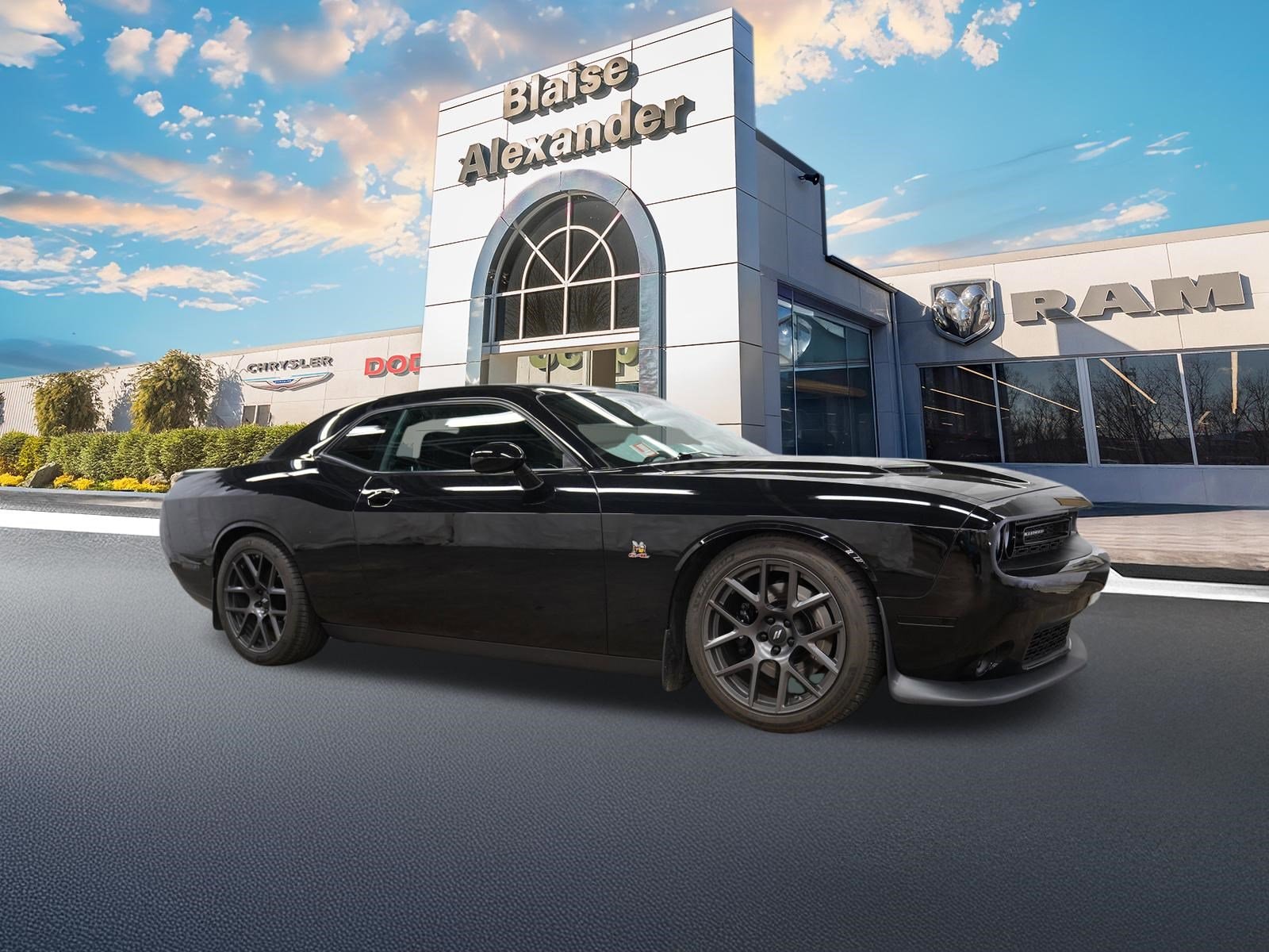 2016 Dodge Challenger Scat Pack's photo