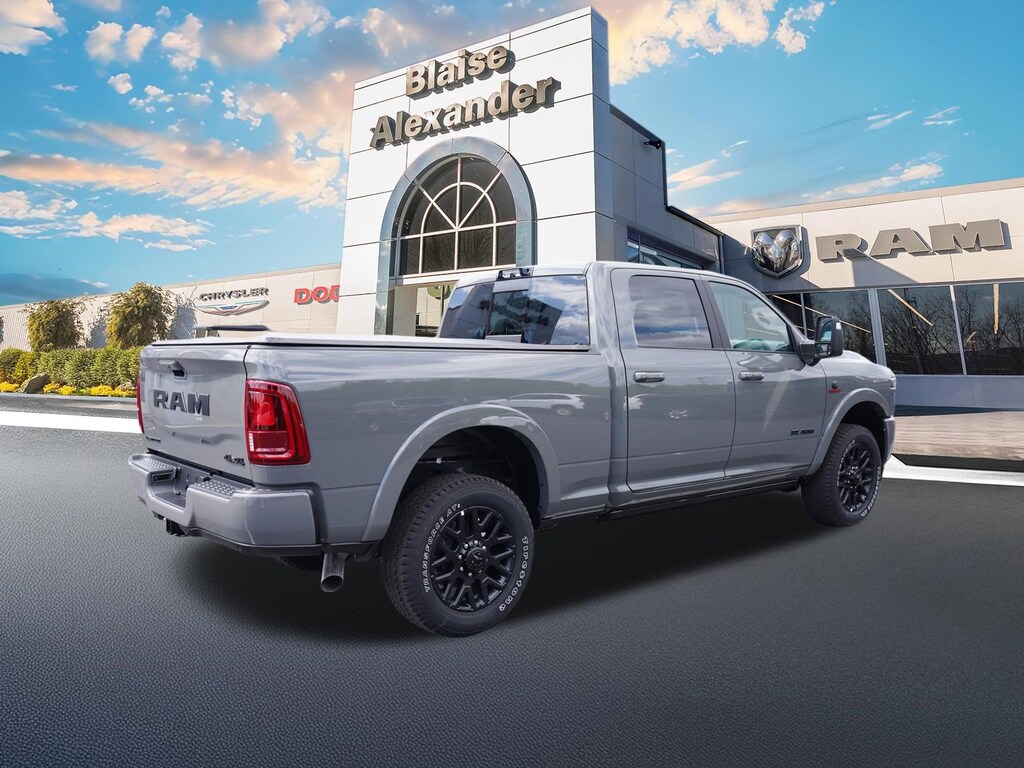 New 2026 Ram 2500 LIMITED CREW CAB 4X4 6'4 BOX Pickup