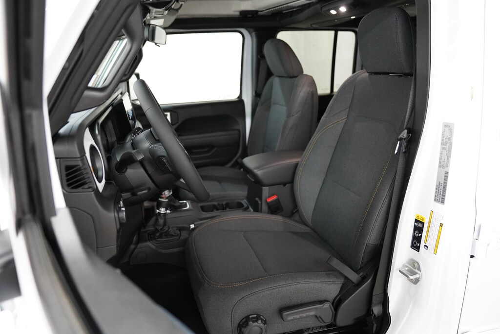 New 2026 Jeep Wrangler 4-DOOR SPORT S Sport Utility