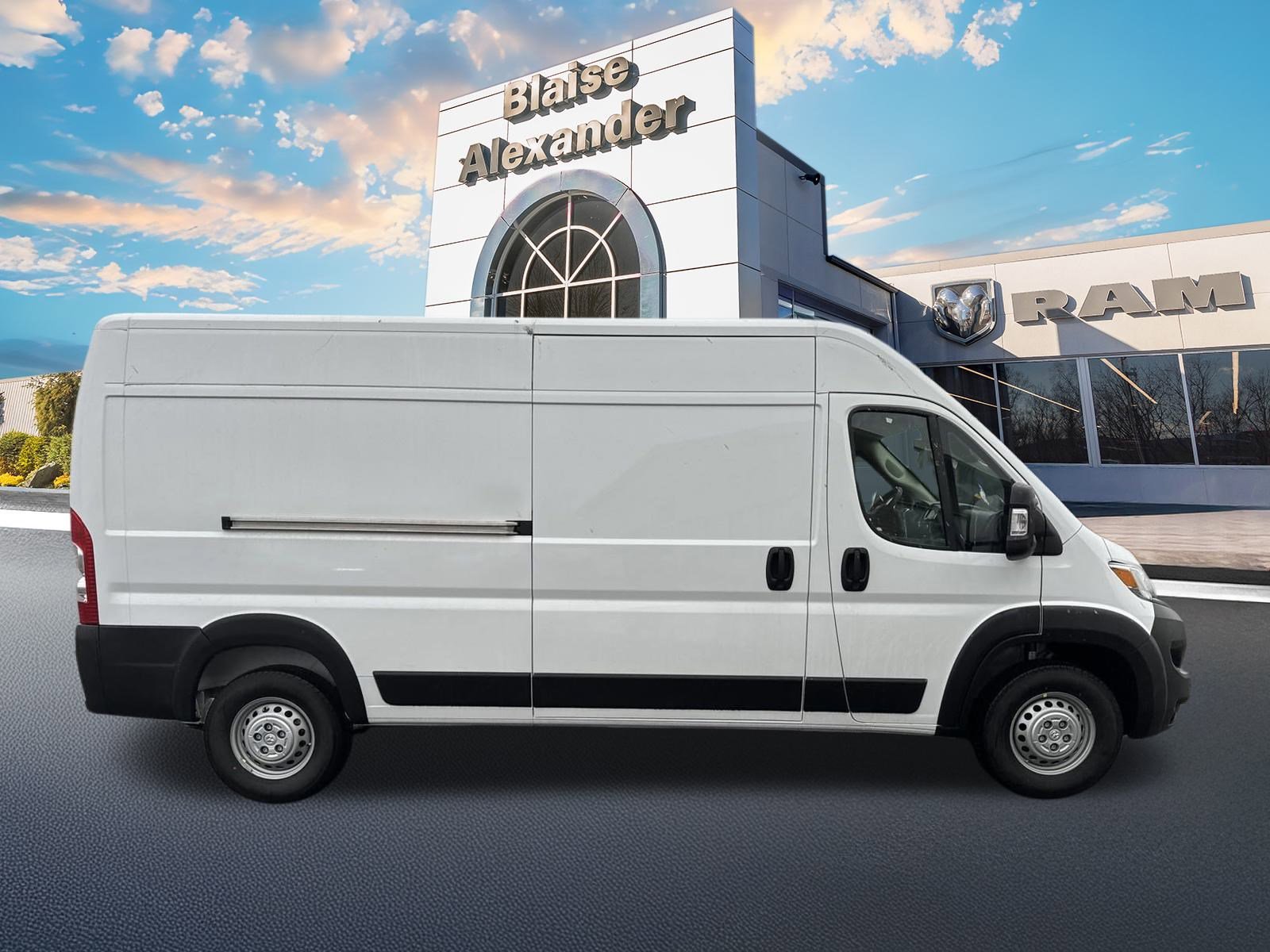 2025 Ram ProMaster 2500 photo 2