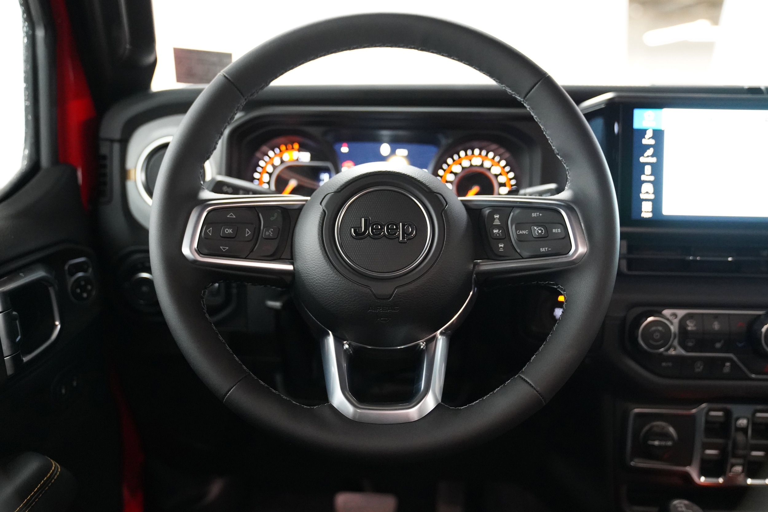2026 Jeep Wrangler 4-Door Sahara - Photo 18