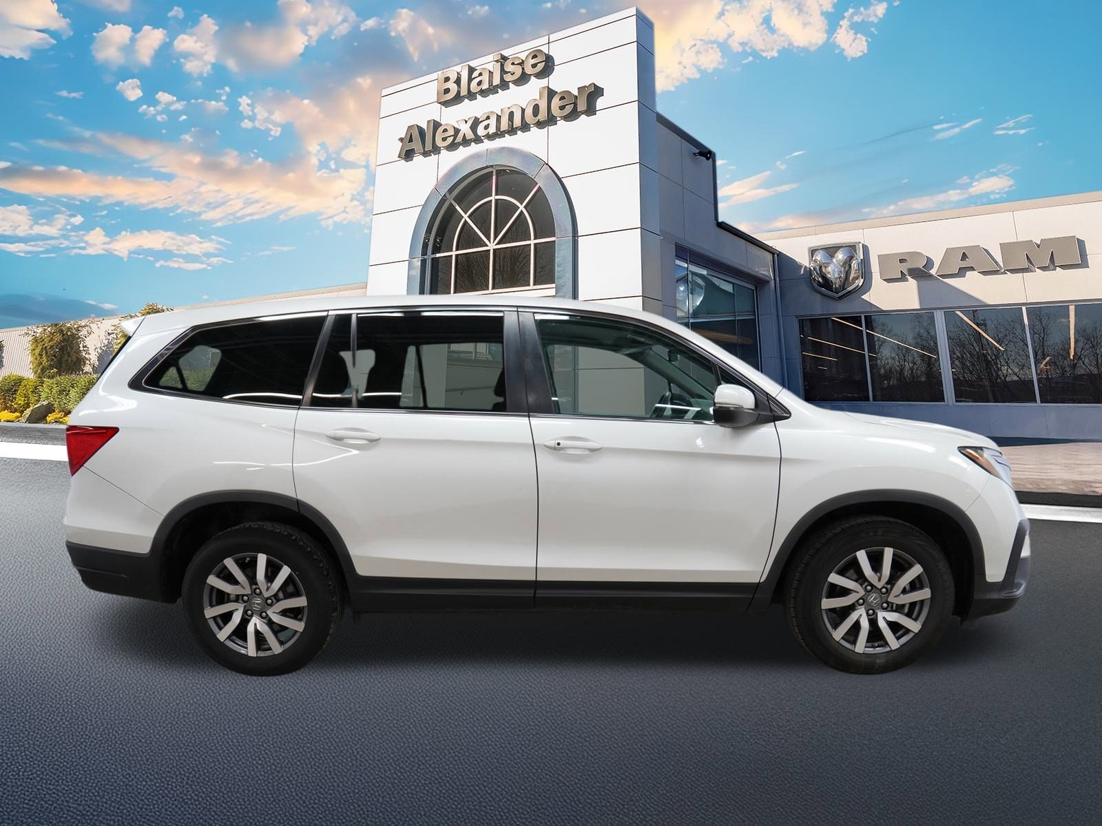 Used 2020 Honda Pilot EX with VIN 5FNYF6H32LB014345 for sale in Lewisburg, PA