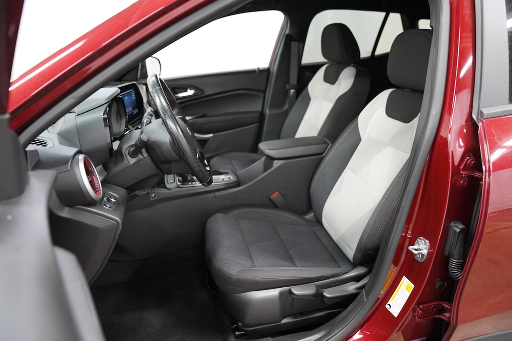 Used 2024 Chevrolet Trax 1RS SUV