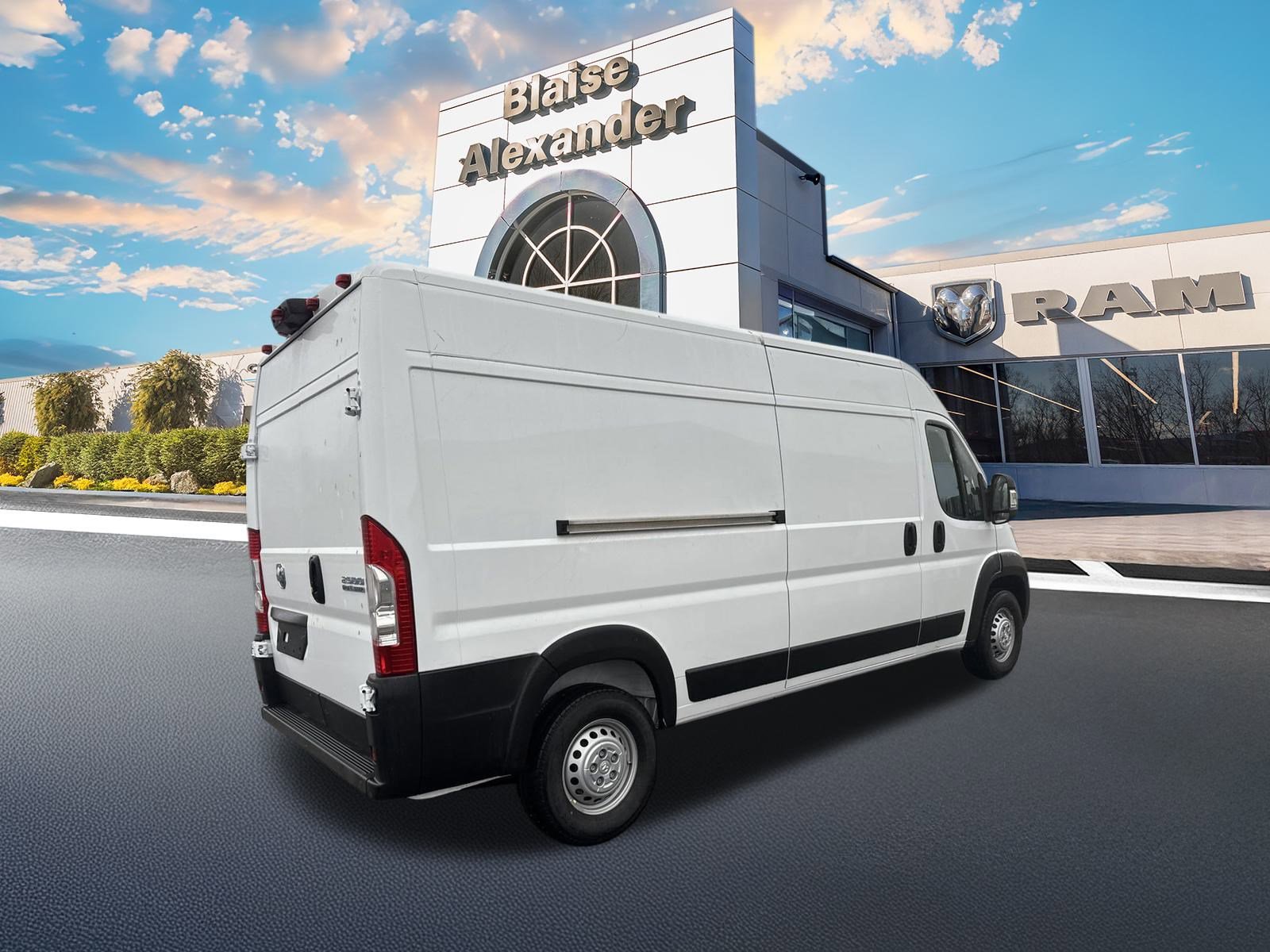 2025 Ram ProMaster 2500 photo 4