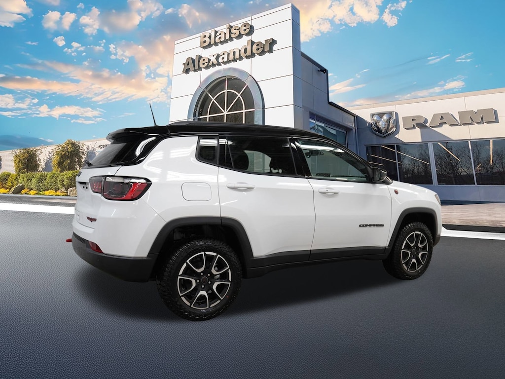 New 2026 Jeep Compass TRAILHAWK 4X4 Sport Utility