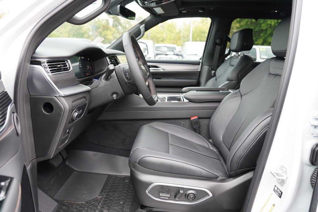 New 2027 Jeep Grand Wagoneer L OVERLAND Sport Utility