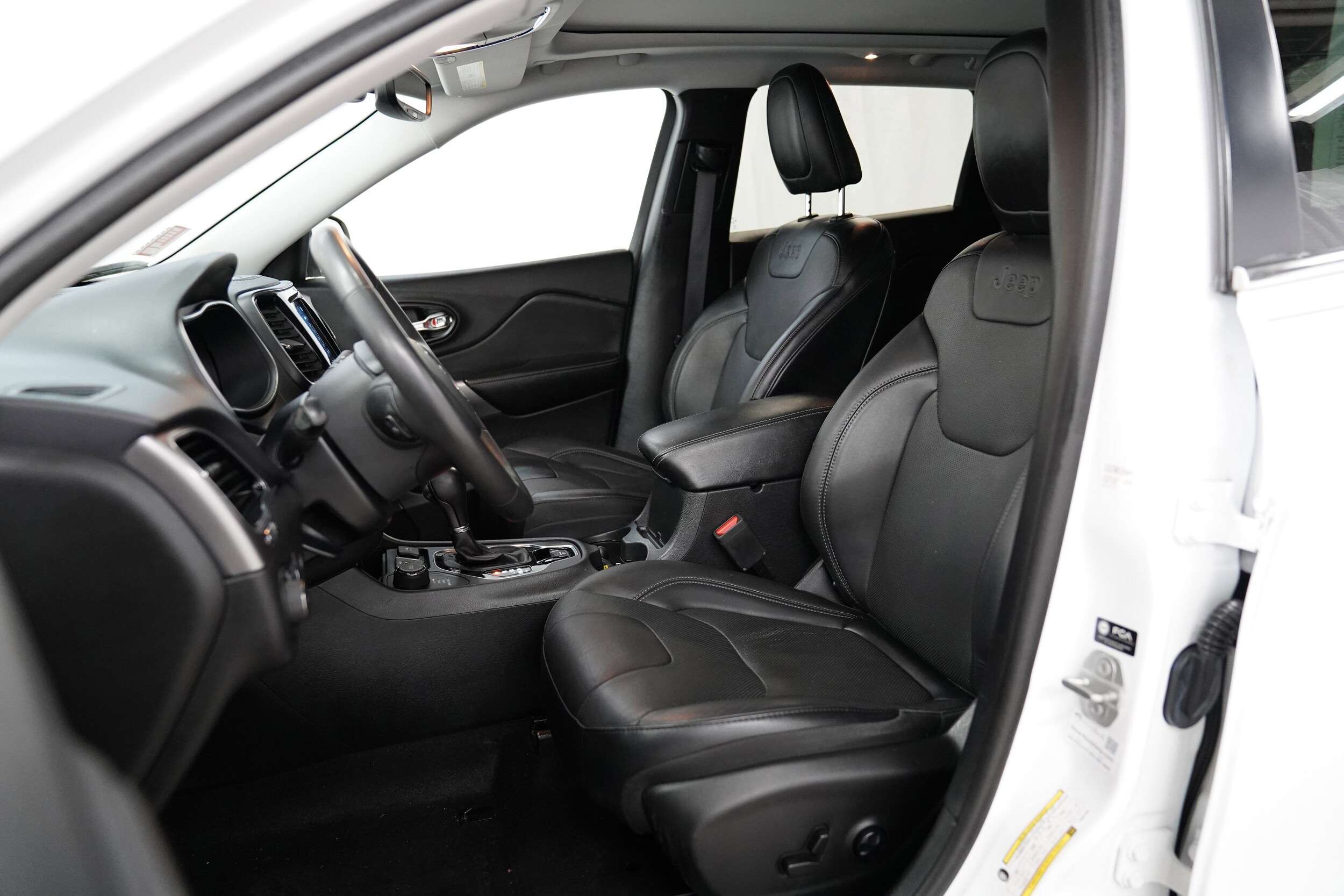 2021 Jeep Cherokee Limited photo 4