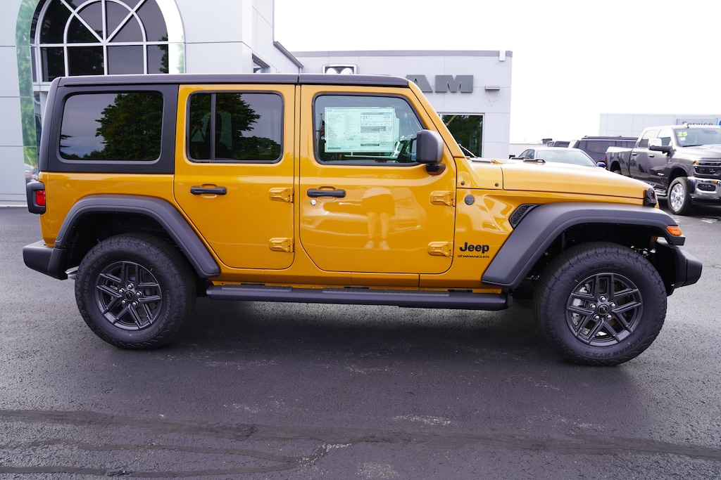 New 2026 Jeep Wrangler 4-DOOR SPORT S Sport Utility