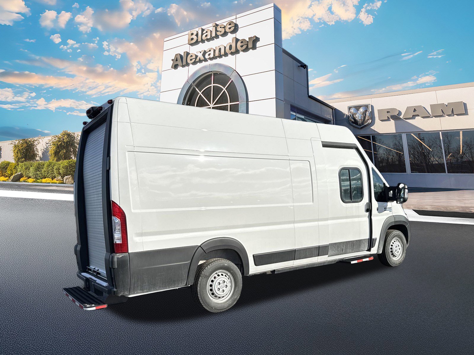2024 Ram ProMaster 3500 photo 4