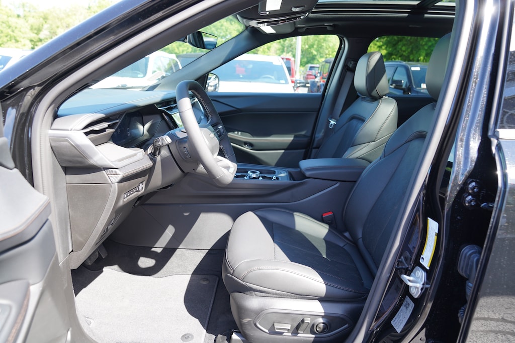 New 2026 Jeep Cherokee OVERLAND 4X4 Sport Utility