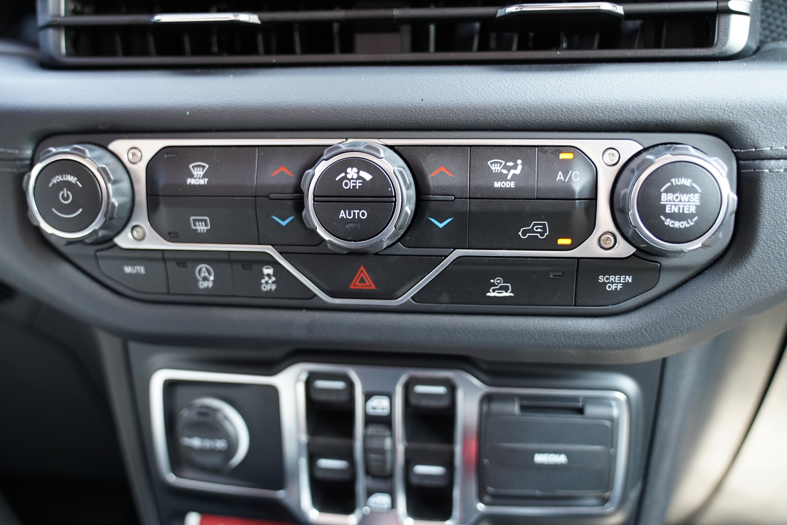 2024 Jeep Wrangler 4-Door Rubicon - Photo 26