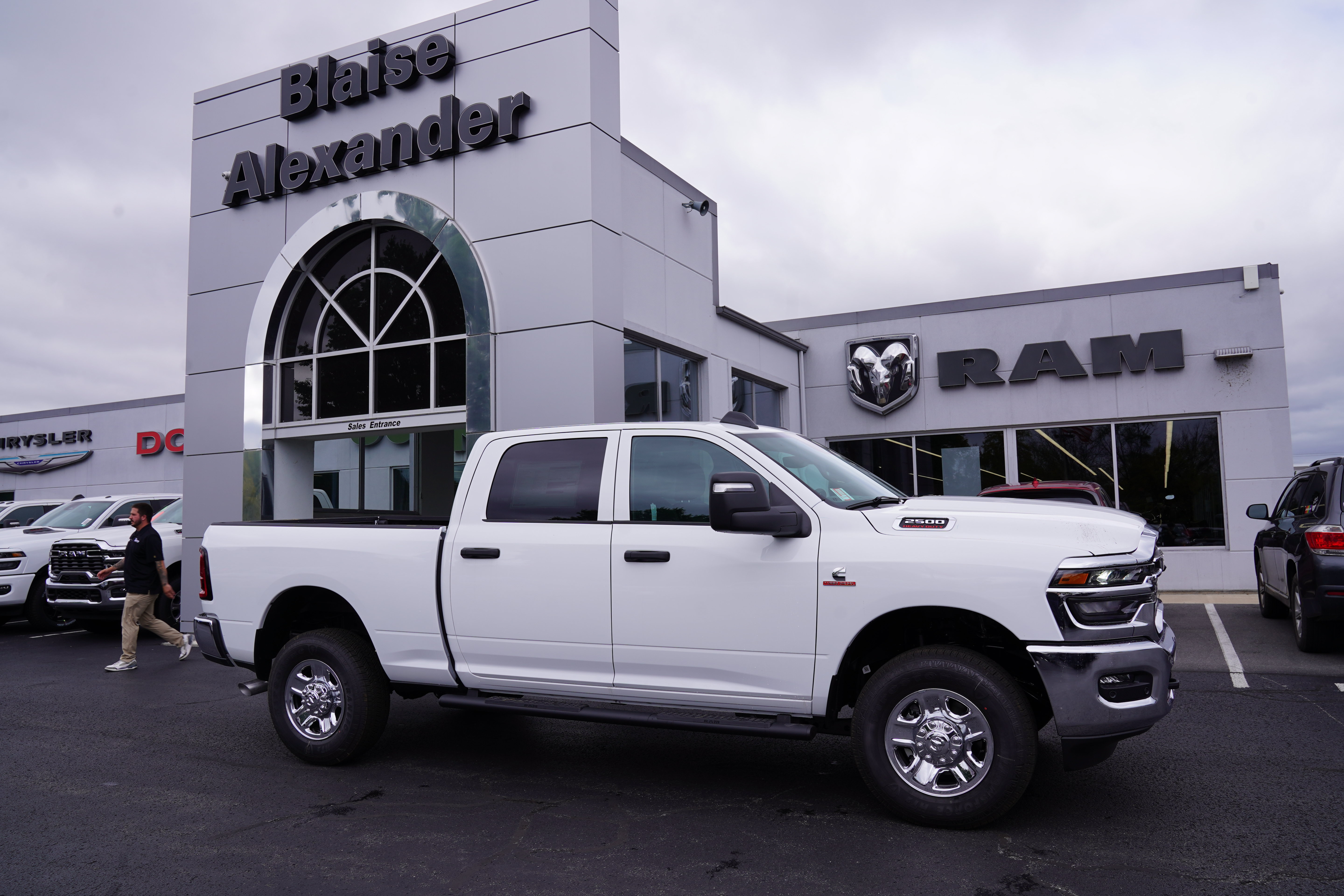 2027 RAM 2500