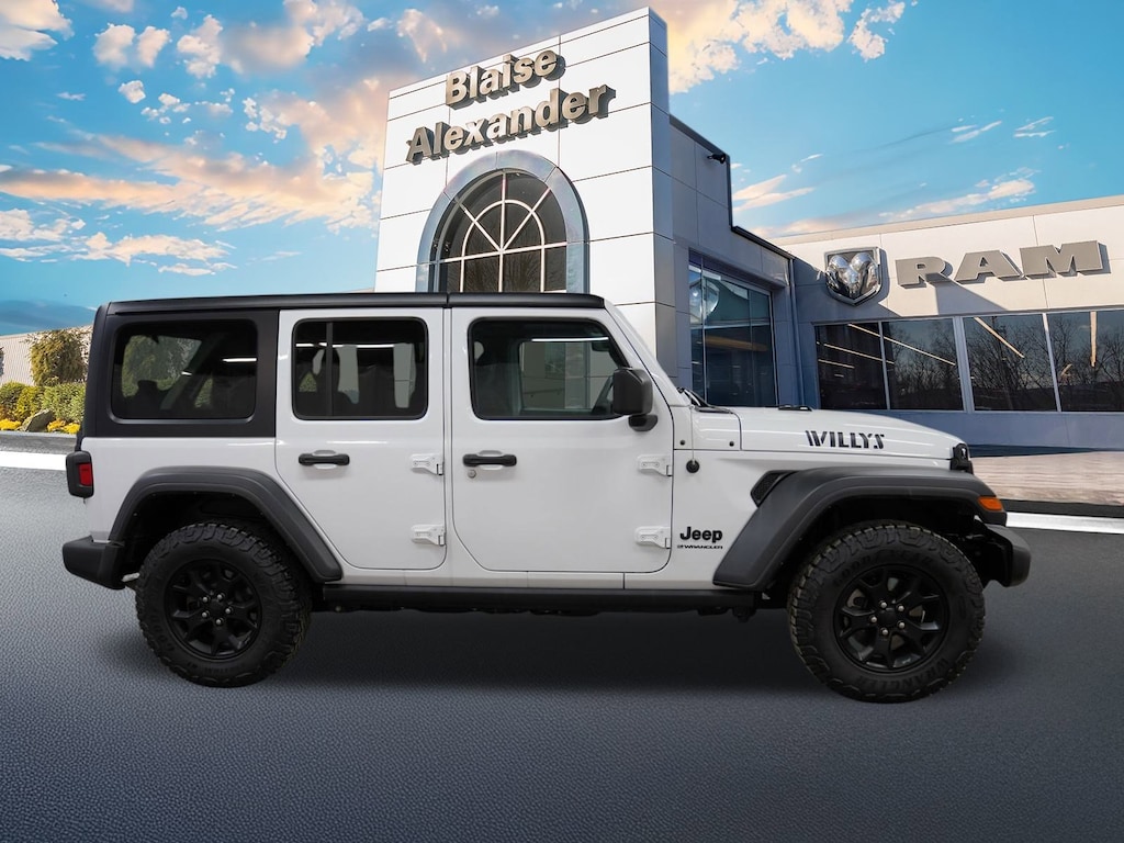 Used 2023 Jeep Wrangler Willys SUV