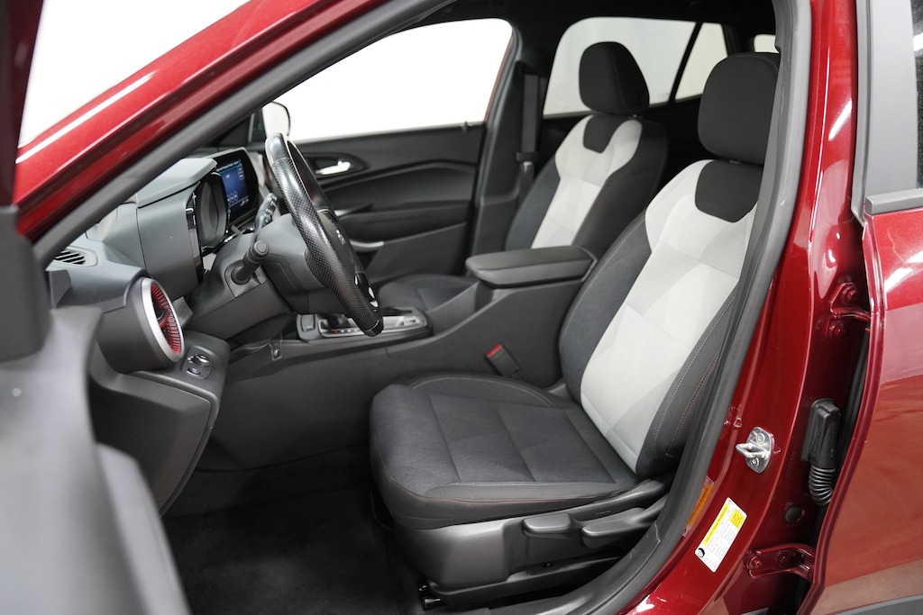 Used 2024 Chevrolet Trax 1RS SUV