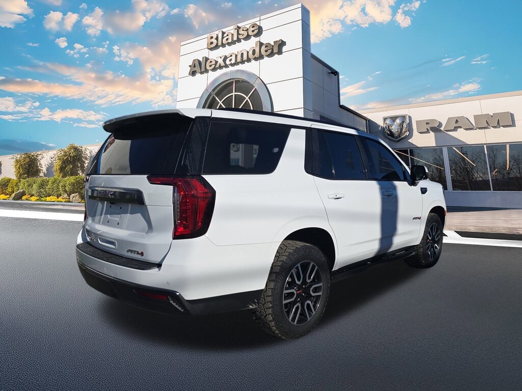 Used 2023 GMC Yukon AT4 SUV