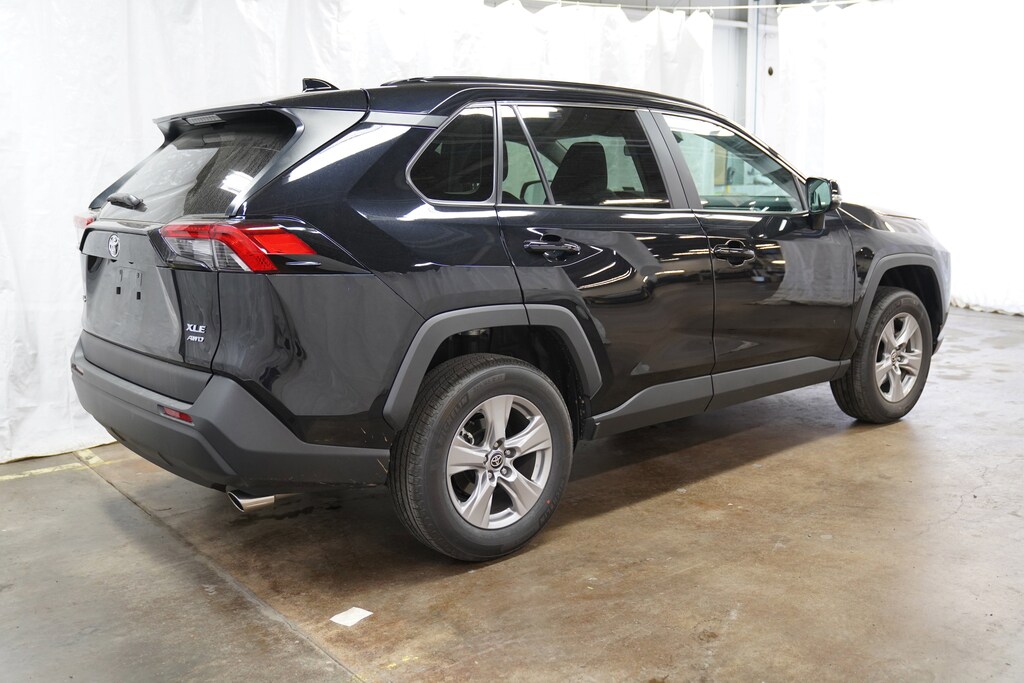 Used 2025 Toyota RAV4 XLE SUV